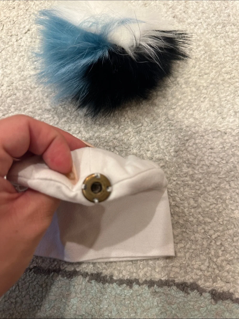 Adorable baby Pom Pom hat